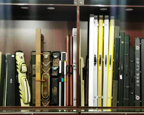 �_(t��i)��U